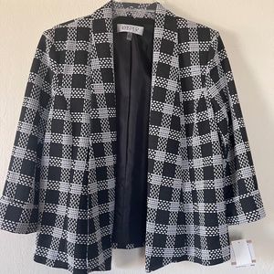 Kasper blazer size 12 new W/tags / blk & white check pattern, Retail Price $119